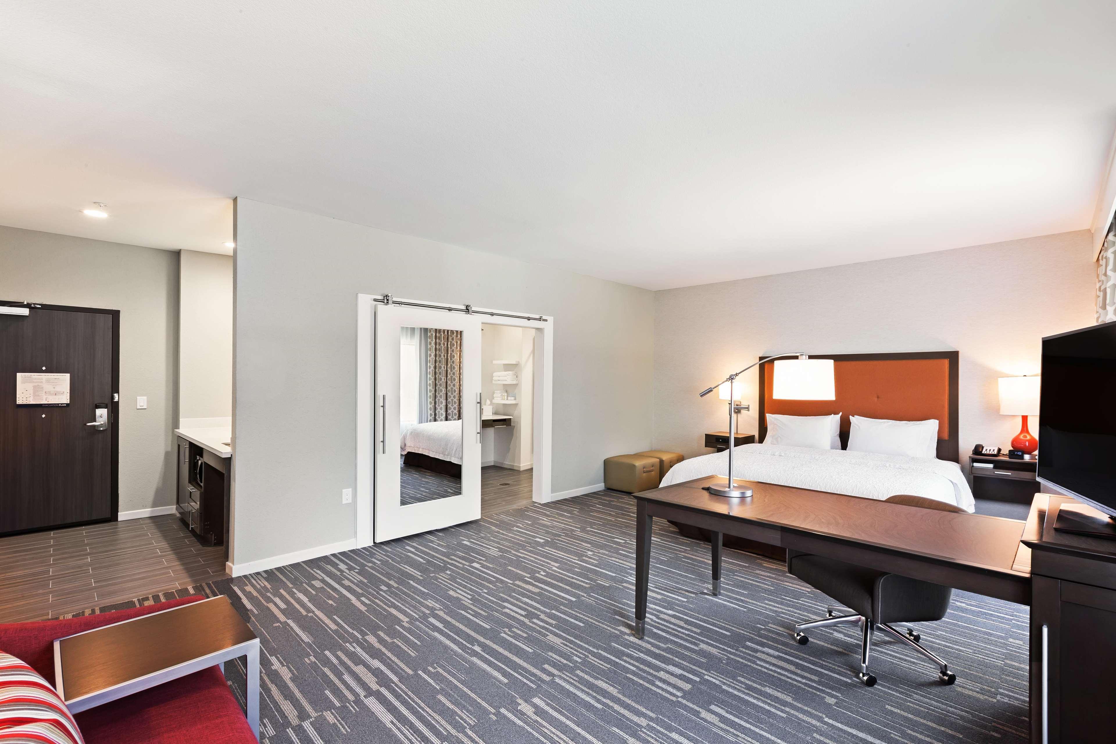 Hampton & Houston/atascocita, Tx Hotel 3*